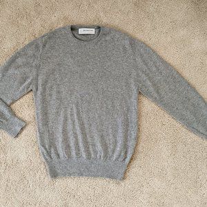 100% Cashmere sweater